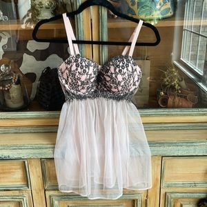 Victoria secret lingerie 36C pink and black some padding